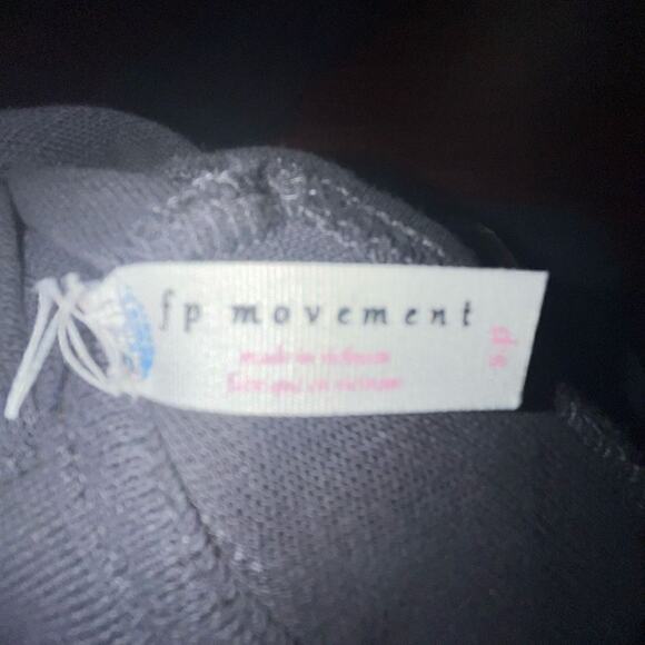 Free People Movement Ready Go dark gray sweatshirt small - Picture 4 of 4